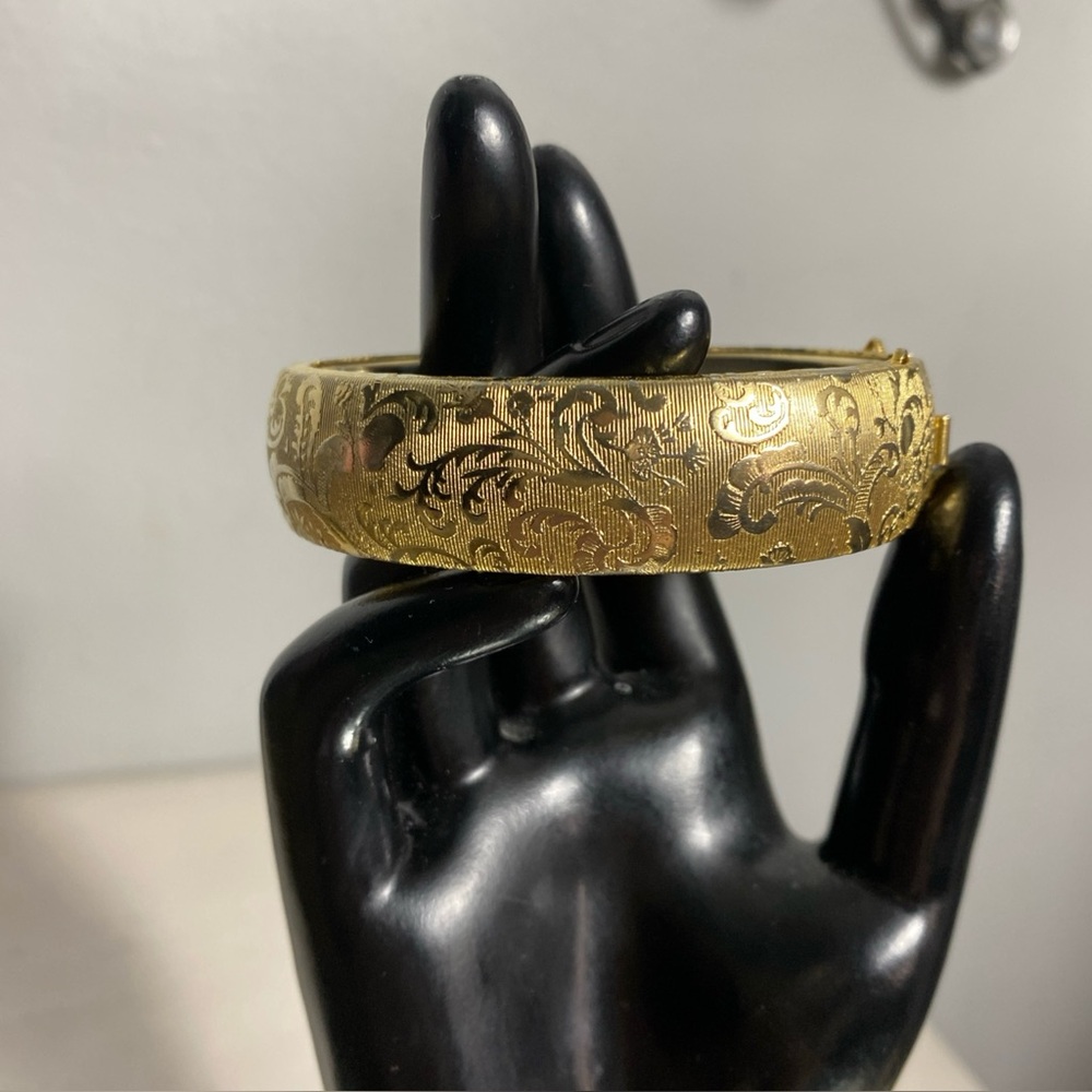 Vintage Etche Floral Bangle Paris France 6.5”